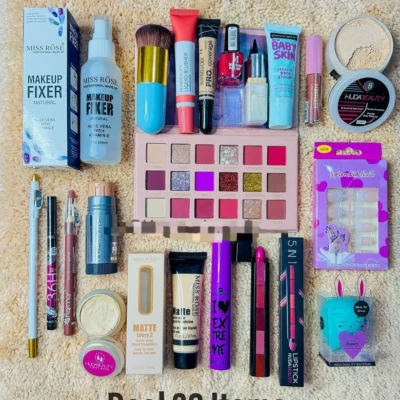 Happy 20 Items Deal (102) - Lip Pencil Set