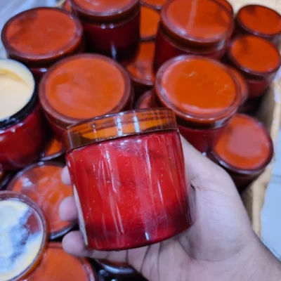 Black Jar Whitening Cream
