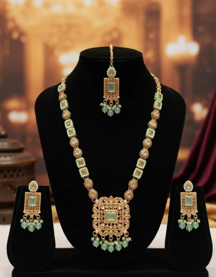 New Stylist Soo Beautiful Full Zarcoon Mala Earings Tika
