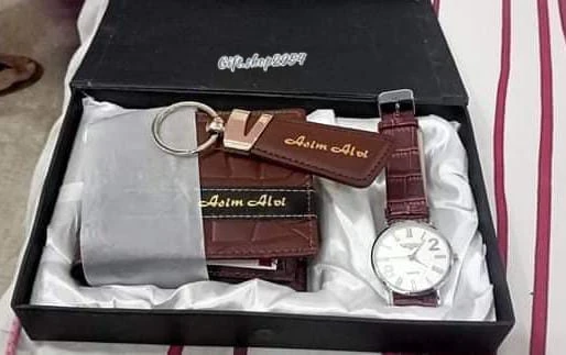 Customized Nikkah Thumb Frame - Watch