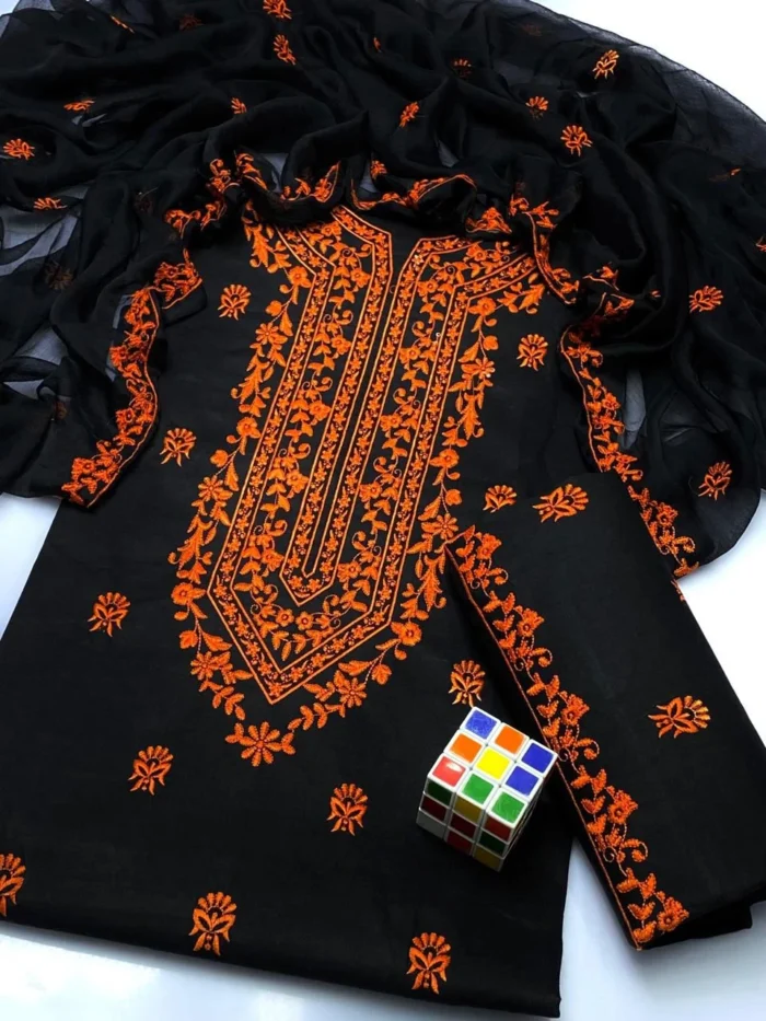 Taar Kashi - Dress