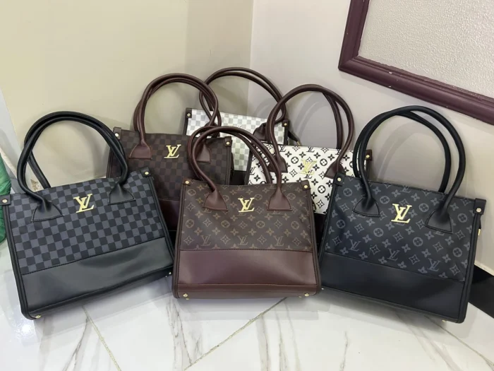 High Qualitu Louis Vuitton Handbag for Office University and College Use