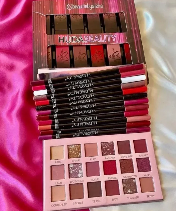 WP Huda 14 in 1 Makeup Deal (262)